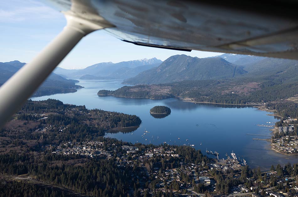 Direct floatplane flights from Sechelt to Victoria BC